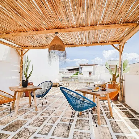 B&B Salento Boutique 산티시도로