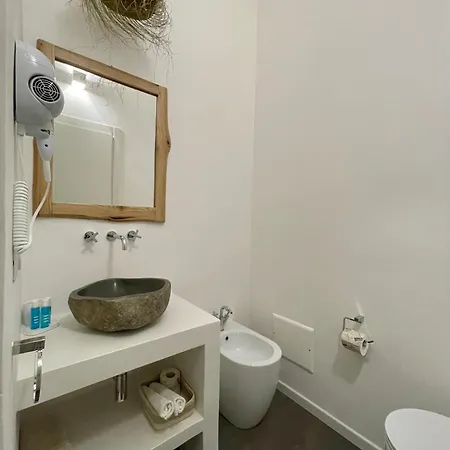 Salento Boutique 住宿加早餐酒店 圣伊西多罗
